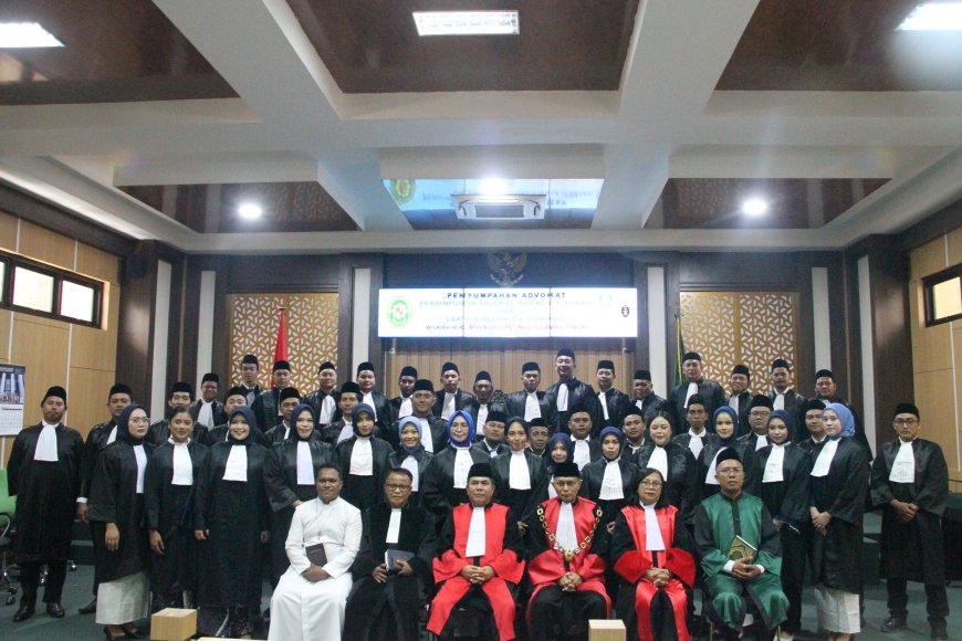 Perkuat Integritas Penegakan Hukum, DPC PERADI Palu Resmikan Barisan Advokat Baru